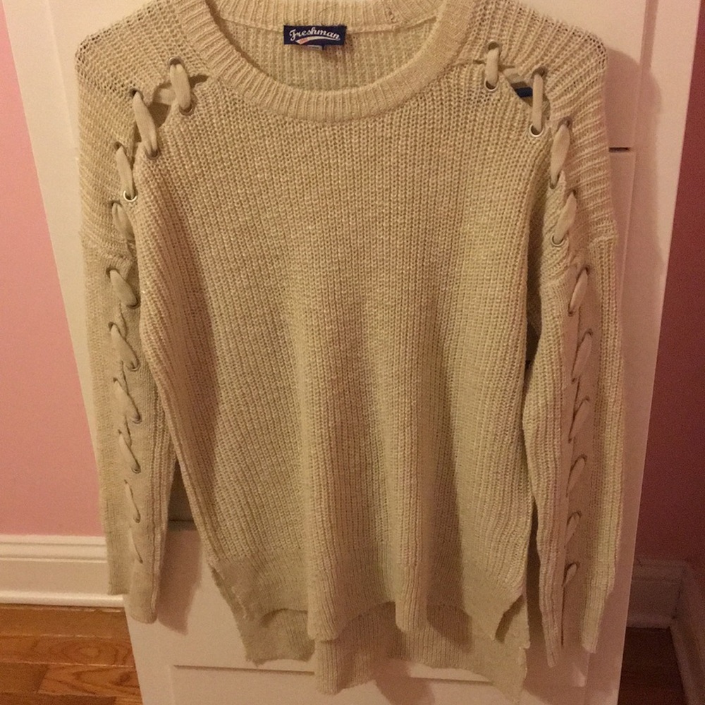 Cream sweater size XS from Macy’s
